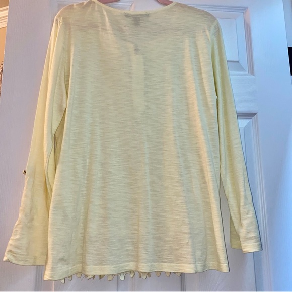 NWT Gloria Vanderbilt Pleated Roll Tab Sleeve Top w/ Crocheted Hem Size Medium - Picture 6 of 7